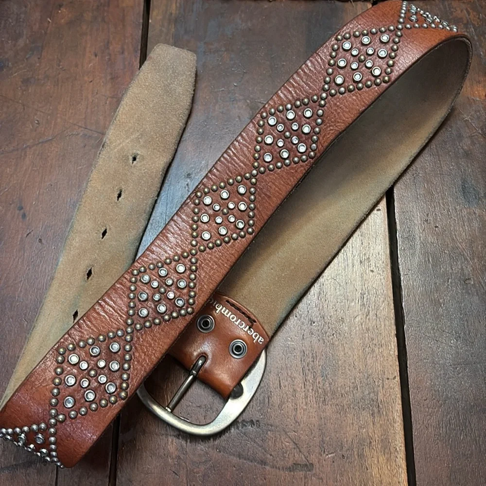 Abercrombie Well Loved Leather Embellished Women’s Belt- Size 30